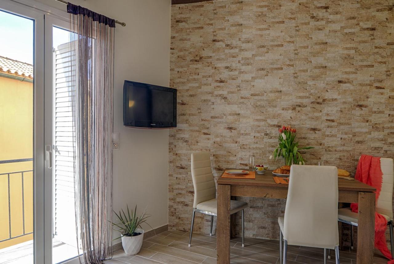 Renas Cosy Apartment Corfu  Eksteriør bilde